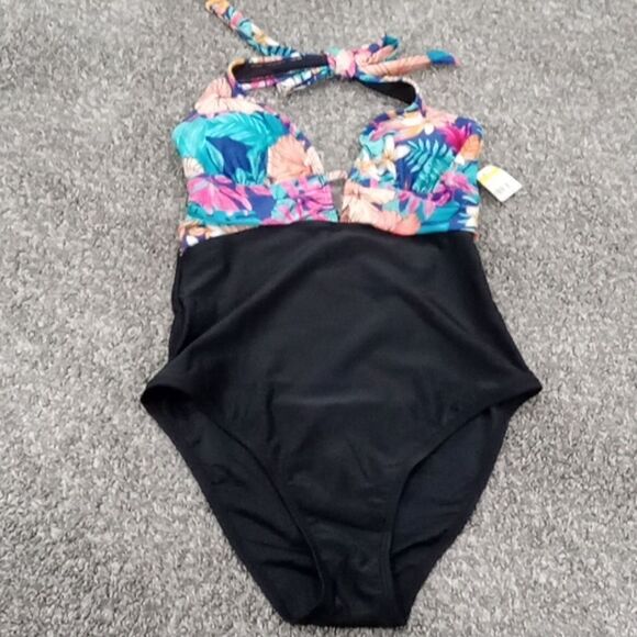 Cupshe high waisted 1 piece halter swimsuit with plunge neckline size small NWT - Picture 1 of 3